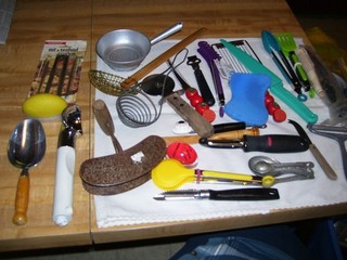 Lot 3A Kitchen Utensils Ice Cream Scoops Spatulas Choppers Some Vintage