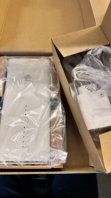Huawei B618s-22d - LTE Cat. 11 Router bis zu bis zu 600 Mbit/s / 2 x TS-9 Anschl