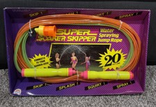 Super Soaker Skipper 1992 Larami Water Spraying Jump Rope 20  Long FunRise Toy