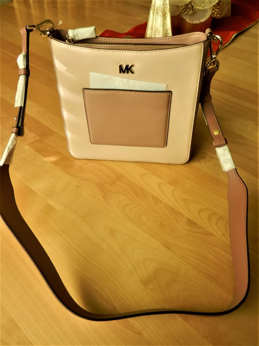 Michael kors gloria hotsell pocket swing pack