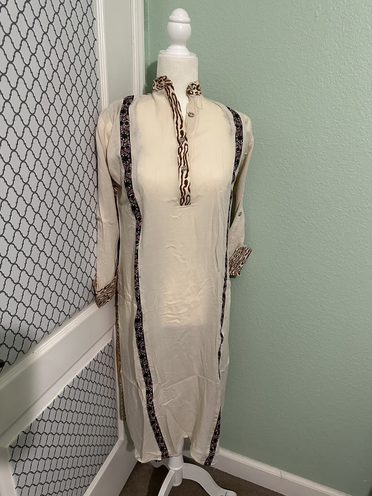 Pakistani/indian Linen Kurta - image 2