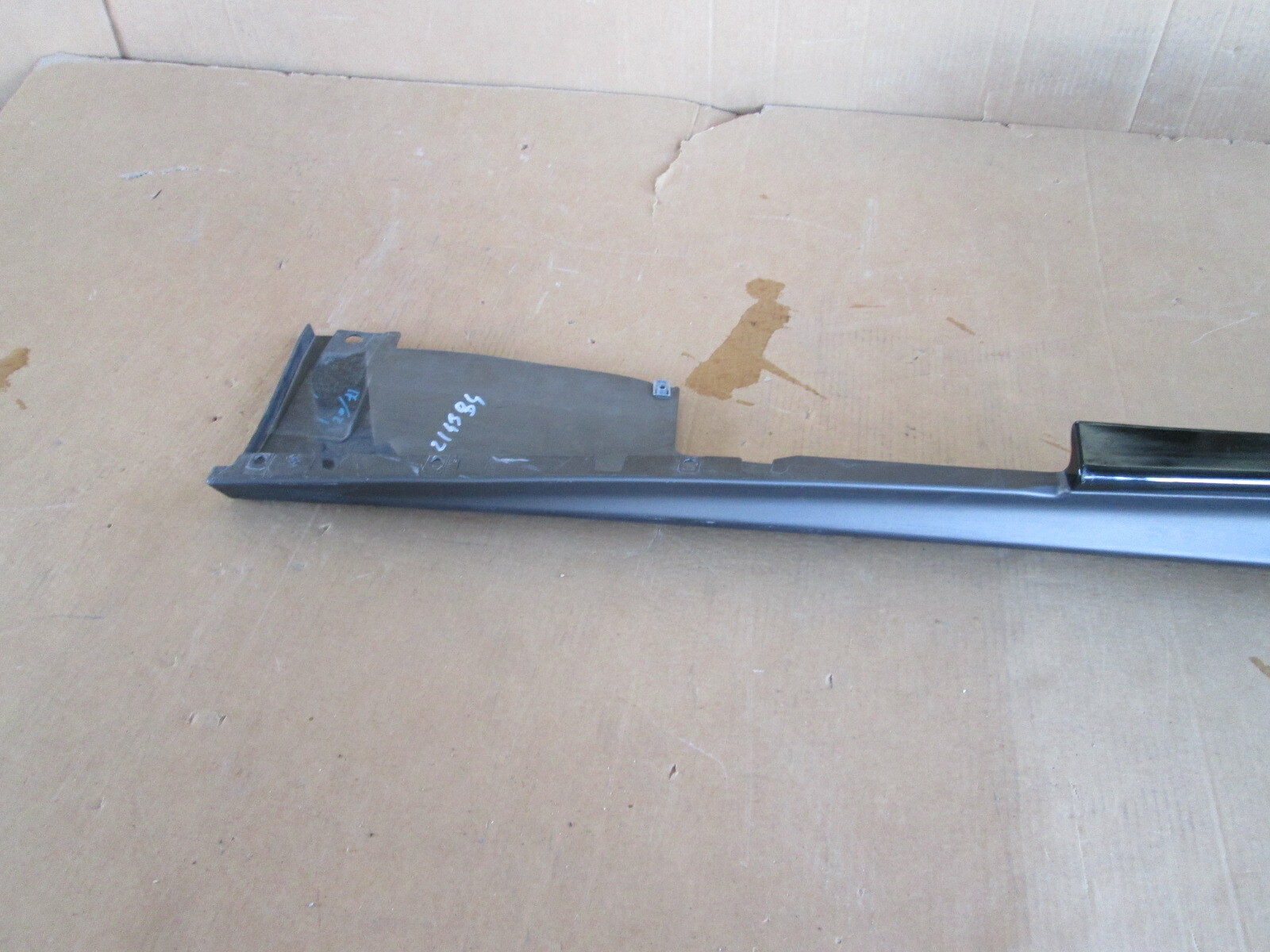 Ferrari F12 Berlinetta LH Rocker Panel / Side Skirt # 84306400 