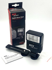 Ritz Gear Digital Slave Flash w/bracket; Tested and working; In original box