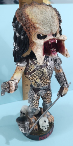 NECA Predator 2017 Sci-Fi Collectible Bobblehead Figure