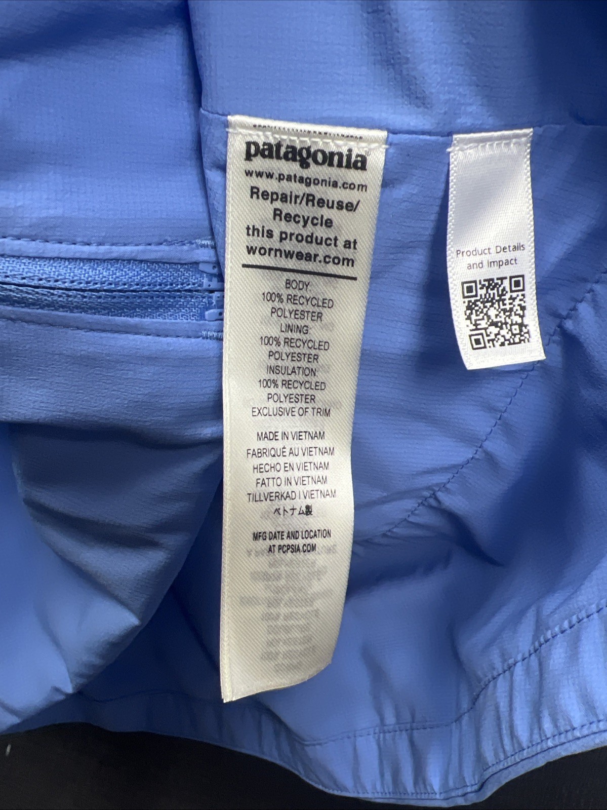 Patagonia Women’s Nano-Air Ultralight Full-Zip Hooded Jacket Blue S image 5