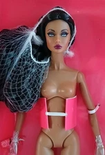 Integrity Return to Misty Hollows Poppy Parker Doll + Hands, Legs, Stand, COA