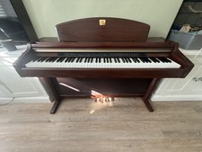 Yamaha Clavinova CLP-950 Digital Piano in rosewood finish FREE COURIER DELIVERY
