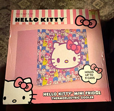 Hello Kitty Portable Mini Fridge Thermoelectric Cooler 9-Can Pink Single Door