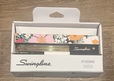 Swingline Runway Fashion Floral Stapler - Staples 20 Sheets, Holds 210 Staples