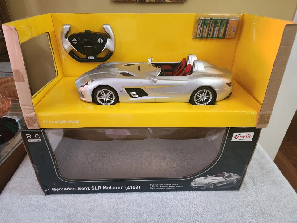 Rastar 1/12 Radio Control Mercedes-Benz SLR McLaren Z199 RC Car - SILVER - Image 2 of 4