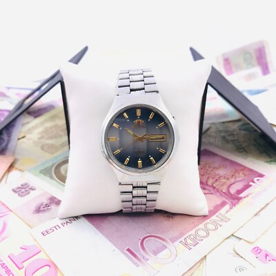 Vintage Orient Crystal White Lavender Dial Dual Calendar Automatic Japan 1980s