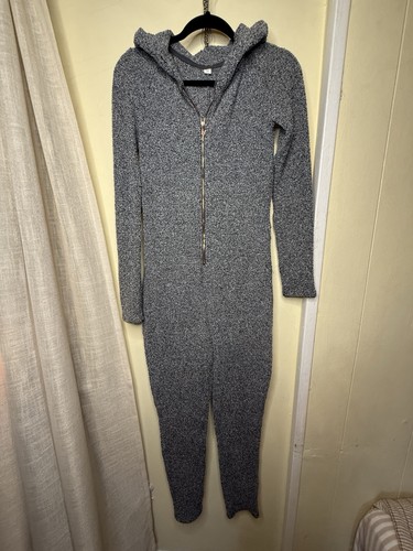 Yitty Fabletics Gray Pet Me Heart Pocket One Piece Size Medium