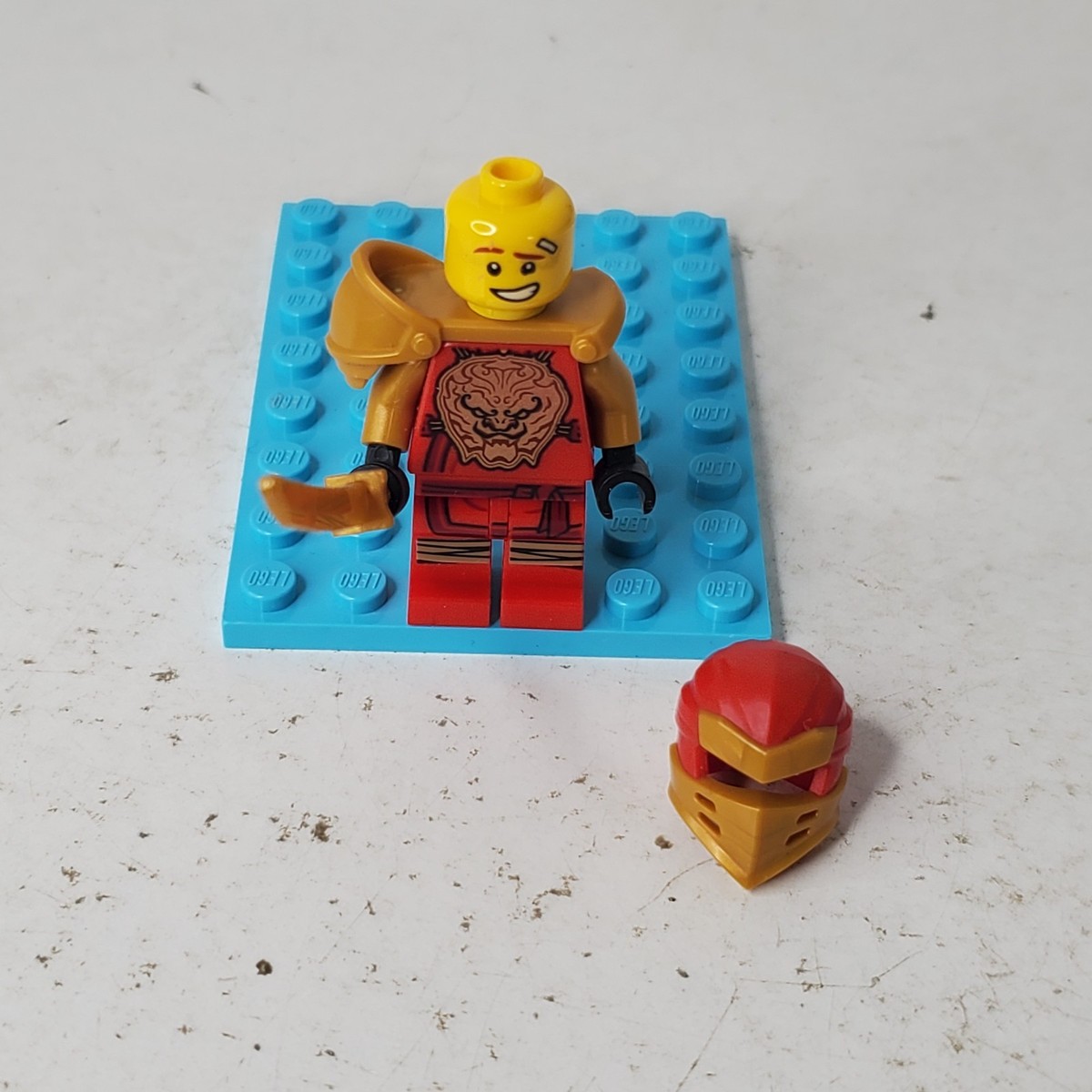 LEGO Ninjago Kai ZX Minifigure NJO0605 Red Ninja Armor Sword Gold