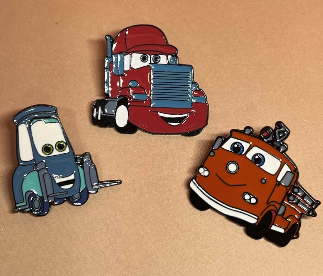 3X CARS 3 Pins Mack Truck Guido Forklift Red Firetruck Pixar Hat Backpack Lapel