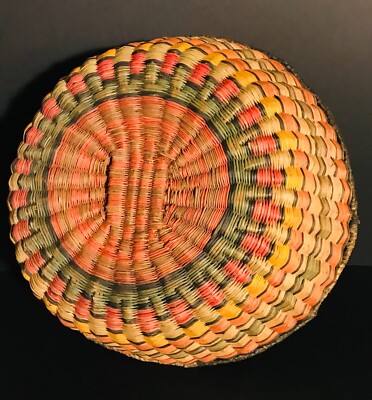 HOPI ORAIBI WICKER BASKETRY BOWL, STRIKING GEOMETRIC DESIGNS, EXCELLENT, C1900