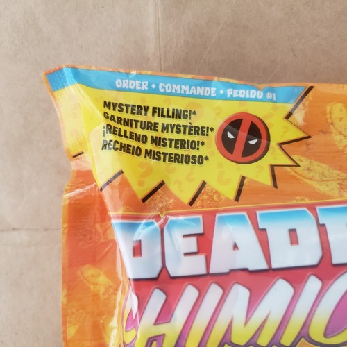 2 NEW Marvel DEADPOOL Surprise Filling CHIMICHANGA Figure Packs SOCKS Decals LOT - Picture 3 of 19