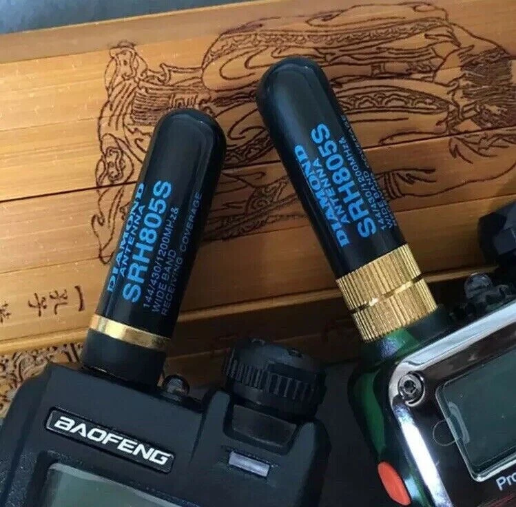 SRH805S UHF+VHF Band SMA Female Short Antenna for Baofeng Walkie Talkie Radio - Image 3 of 4