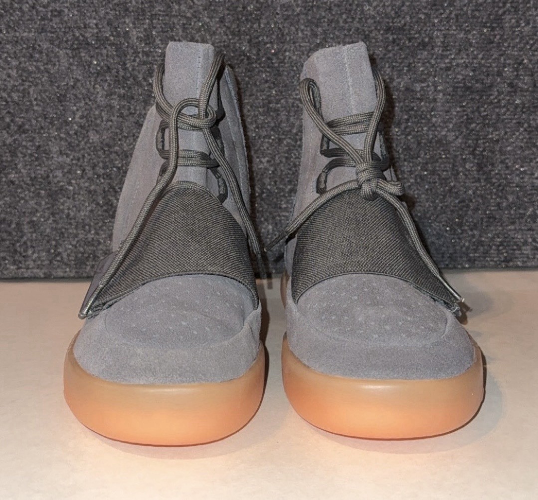 Adidas Yeezy Boost 750 Grey Gum Size Men's BB1840 2016 Brand