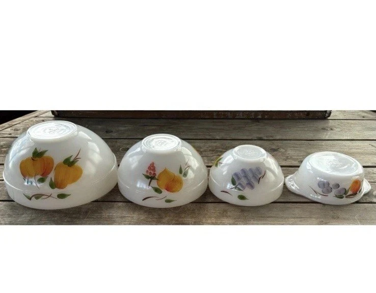 Vintage Fire King “Gay Fad” Set Of 4 Nesting Bowls Milk Glass