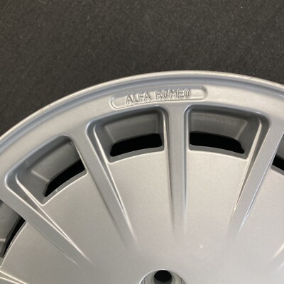 shige.alfa.164 Had a lovely day out tarting up @autoalex Alfred the Alfa 164. It