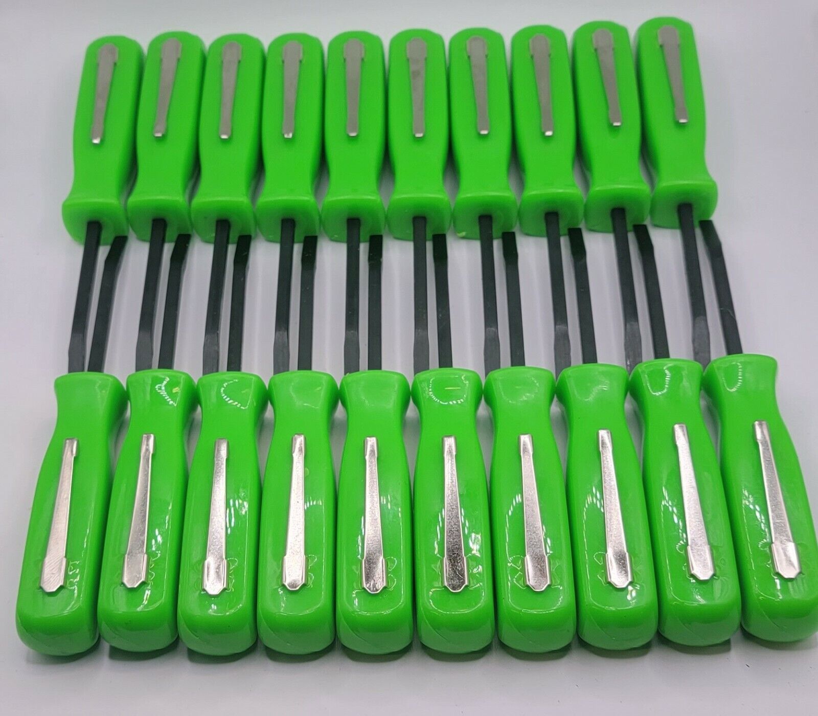 🟢 20-Piece Green Pocket Prybar Set - Versatile Tools for Every Project! 🛠️🌿