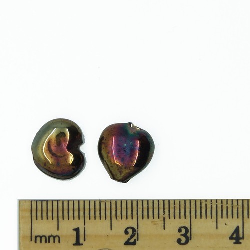 Perlas de vidrio Bronce Opaco Brillo Corazón 10mm. Pack de 20. Hecho en India. - Imagen 2 de 2