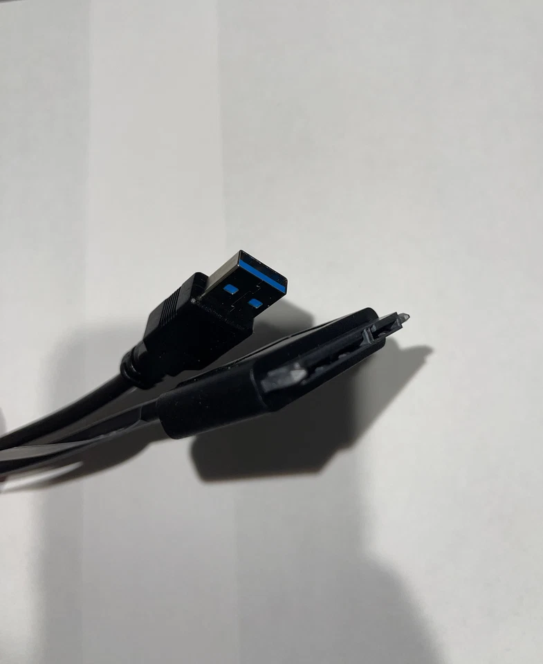 USB 3.0 to SATA Adapter *only works with 2.5 inch drives* - Image 2 of 3