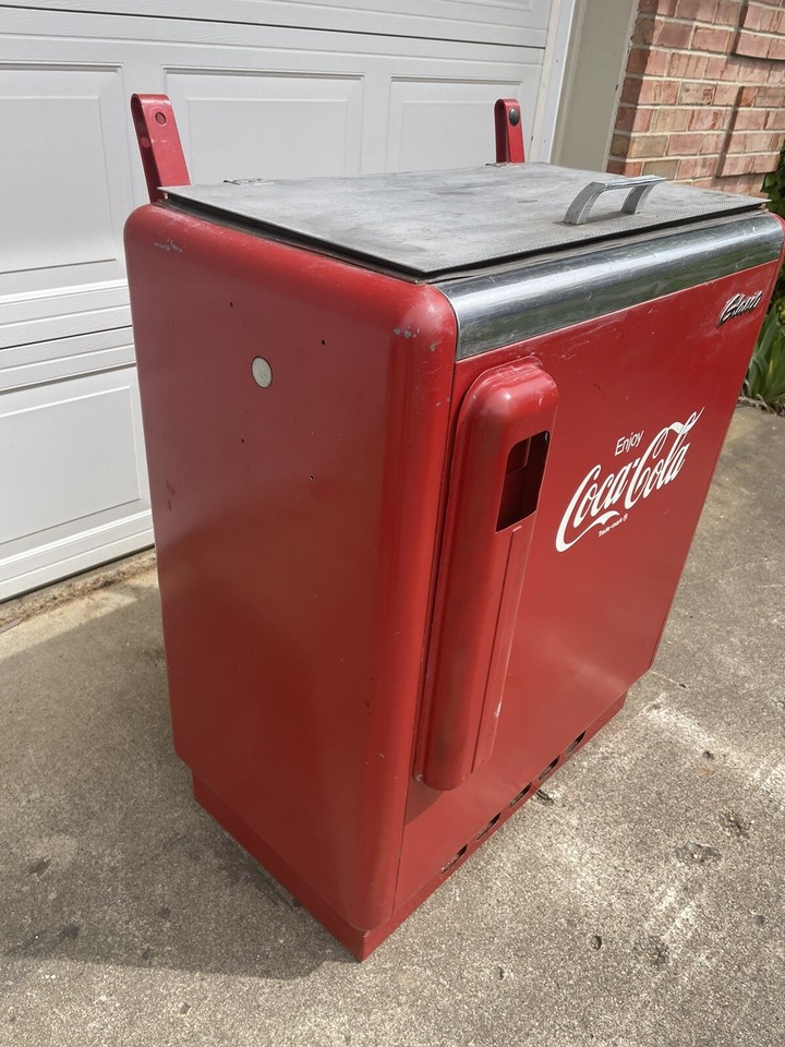 Vintage CocaCola Glasco Chest Cooler Coke Vending Machine Collect