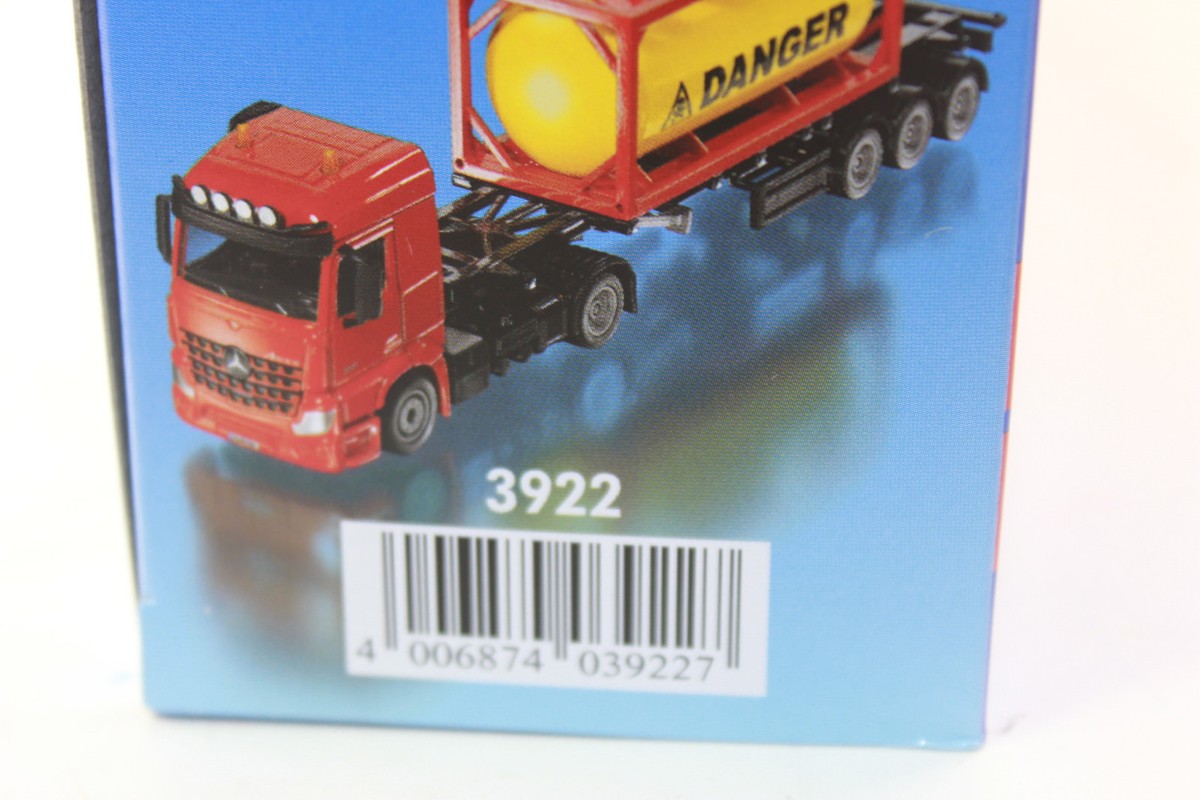 siku ミニカー　Mercedes-Benz ACTROS メルセデスベンツ Siku 3921 Mercedes Benz Actros Truck with Container Trailer