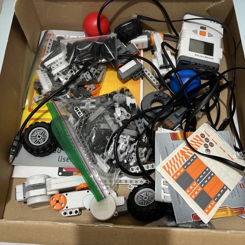 Lego Robotics Invention LEGO MINDSTORMS: Mindstorms NXT 8527 100% Complete Tested W/ User Guide ...