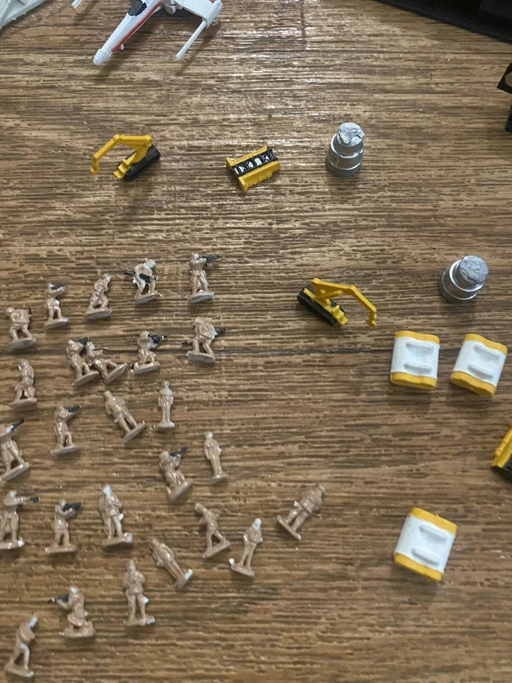 star wars micro machines people and vehicles lot of 68 - Image 4 of 4