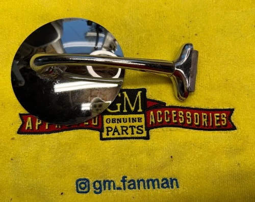 VINTAGE OUTSIDE CAR OR TRUCK MIRROR