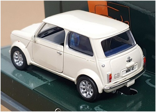 Corgi 1/36 Scale 04503 - Austin Mini 40th Anniversary - Old English White - Picture 2 of 5