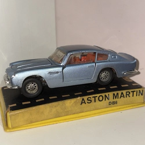 Dinky 153 Aston Martin DB6 In Original Box - Vintage Original Model 1967