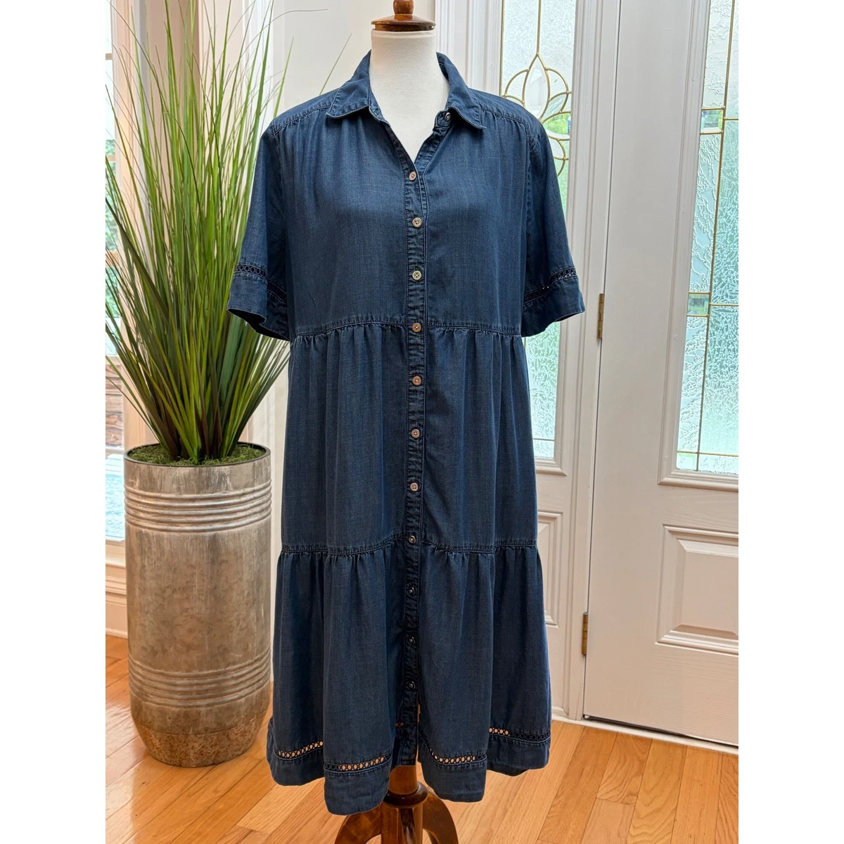 chicos denim shirt dress Chico's Dresses for sale Blue denim Size:3X (24/26) ZS A breathtaking bridal moment and a self belt