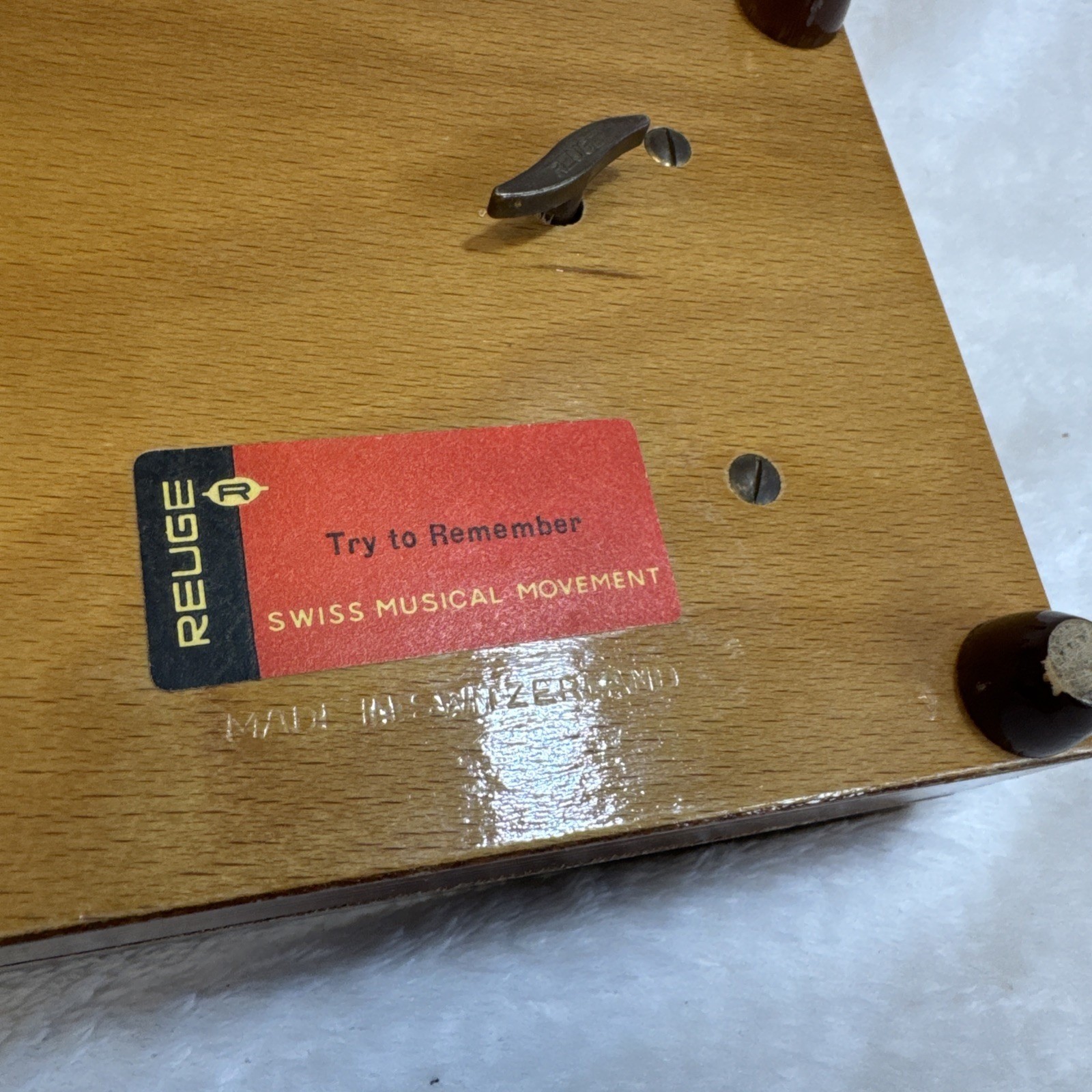 Reuge "Try to Remember" Swiss Musical Movement Wooden Jewelry Box Marquetry