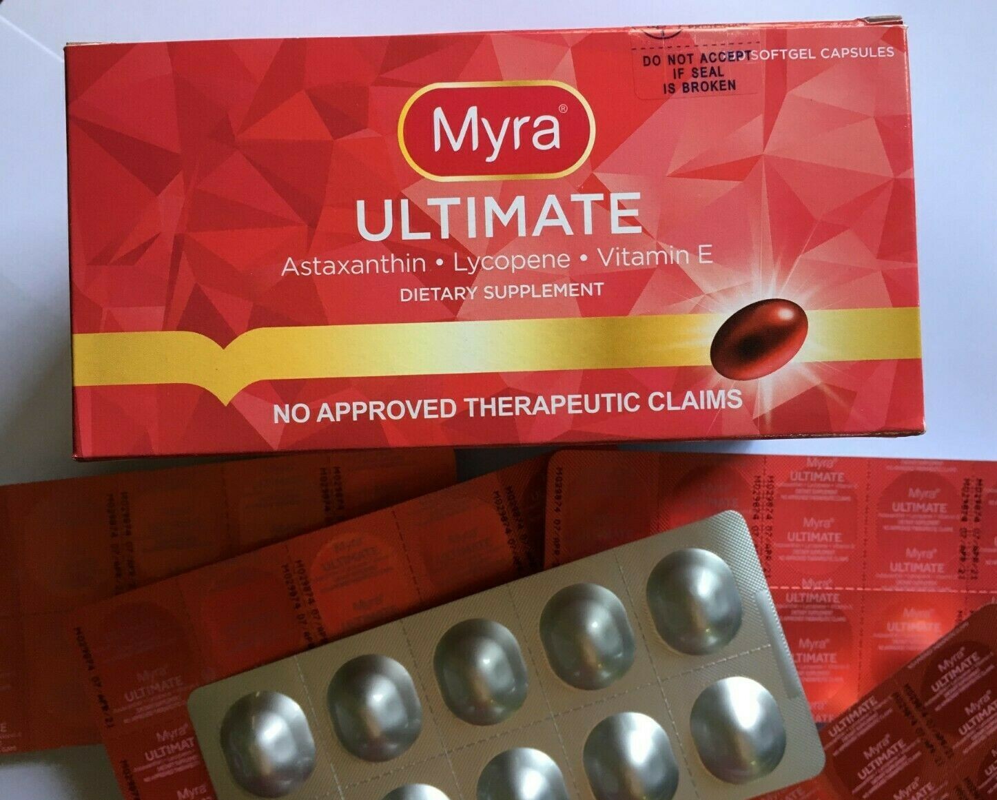 MYRA ultimate Vitamin E Lycopene Anti Aging Gel Caps Blooming Skin 30