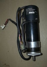 OMRON W-L00242B FMA-10030-BOS1 100W 3000RPM AC SERVO MOTOR