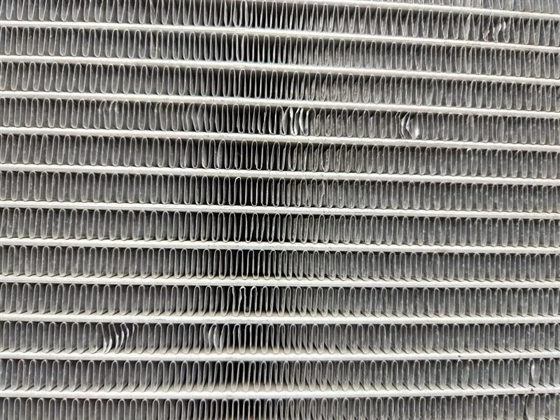 Radiador Mazda 626 2000 2001 2002 4 cilindros OEM FS1H15200A Foto 3 de 4