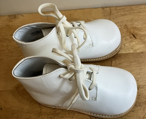 Josmo Unisex Child Walking Shoes Baby First Walker White Leather Size 5 EEE - 第 2/6 張圖片