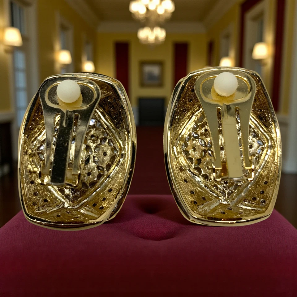 复古全新 Nadri 金色和银色 Pavé CZ 水晶声明耳环夹 — 第 2/4 张图片