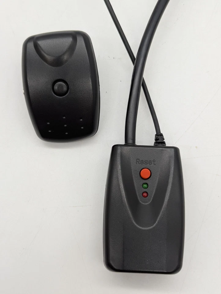 Paul C Buff RFT1 Radio Flash Trigger Receiver & RFT1TX Remote Transmitter - Image 2 of 4