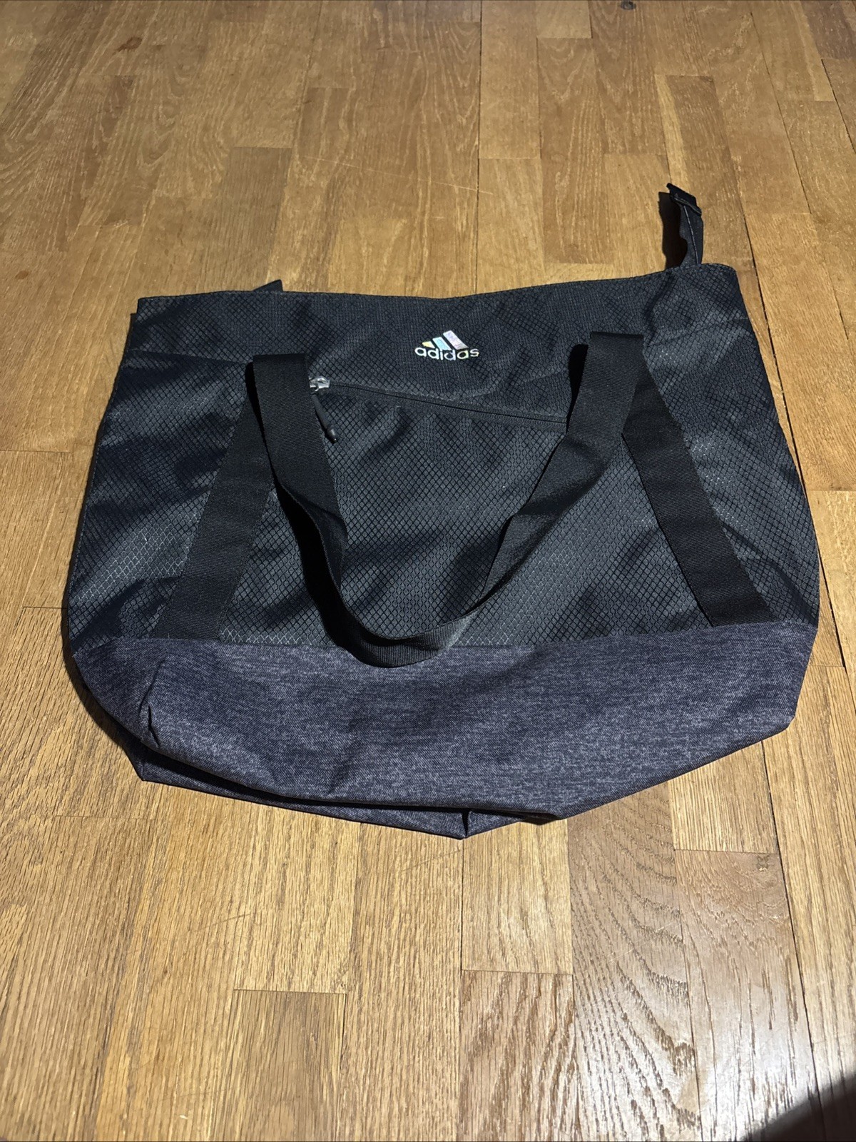 ADIDAS SQUAD III TOTE BAG GYM TRAVEL Black Gray Zipper Closure Lots of Pockets