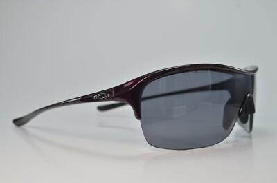 OAKLEY BE UNSTOPPABLE 9234-03 Polarized raspberry frame, gray lenses.Gorgeous Authentic Oakley OO9234-03 Be Unstoppable Purple Raspberry  main image 2
