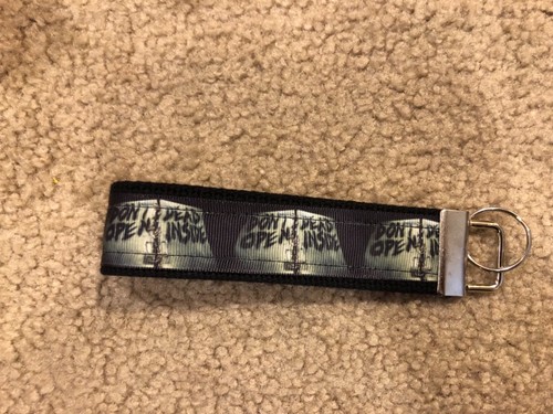 New Handmade Walking Dead Zombies Don’t Wristlet Key Chain Hand Lanyard Key Fob - 第 1/1 張圖片