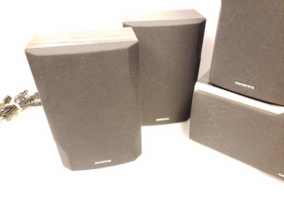 Onkyo Model: SKW-530 Surround Speakers AND Front Speakers NO SABWOOFER - Image 3 of 4