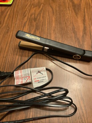 Plugged In 1'' Flat Iron Heat master   Ceramic Hair Straightener Black
