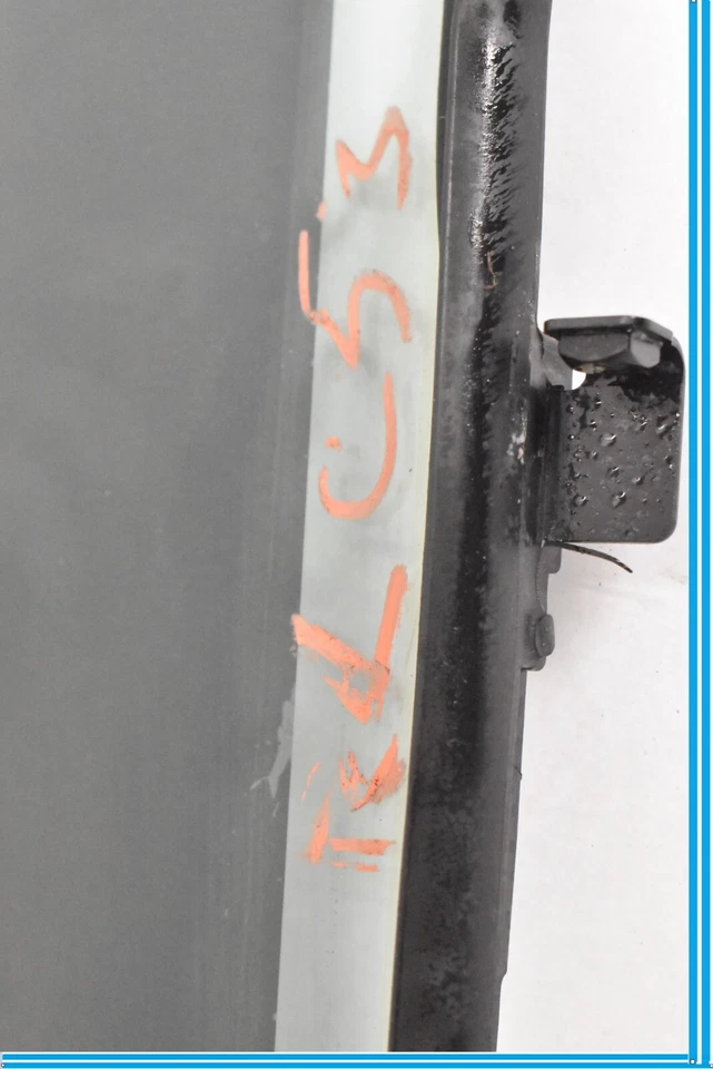 Оригинальное заднее левое стекло на четверть стекла со стороны водителя для Mercedes W218 CLS550 CLS63 12–18 годов выпуска - Изображение 4 из 4