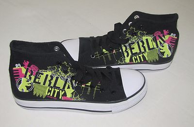 Sneakers Berlin City Metro - Size 37 Euro (7 US) NEW!! - NO BOX
