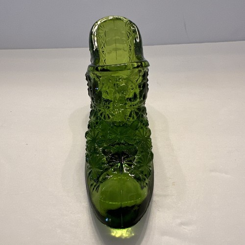 Vintage Fenton Glass Shoe Daisy Buttons Emerald Green Glass Shoe Slipper Glass - Picture 9 of 24